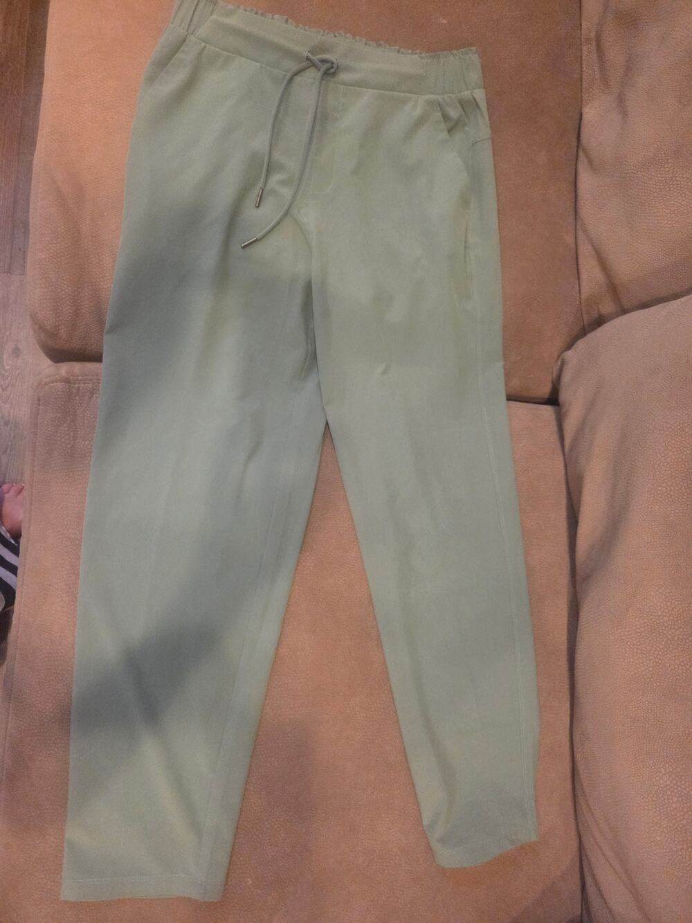 Sketchers Active Wear Pants Army Green Size Small
